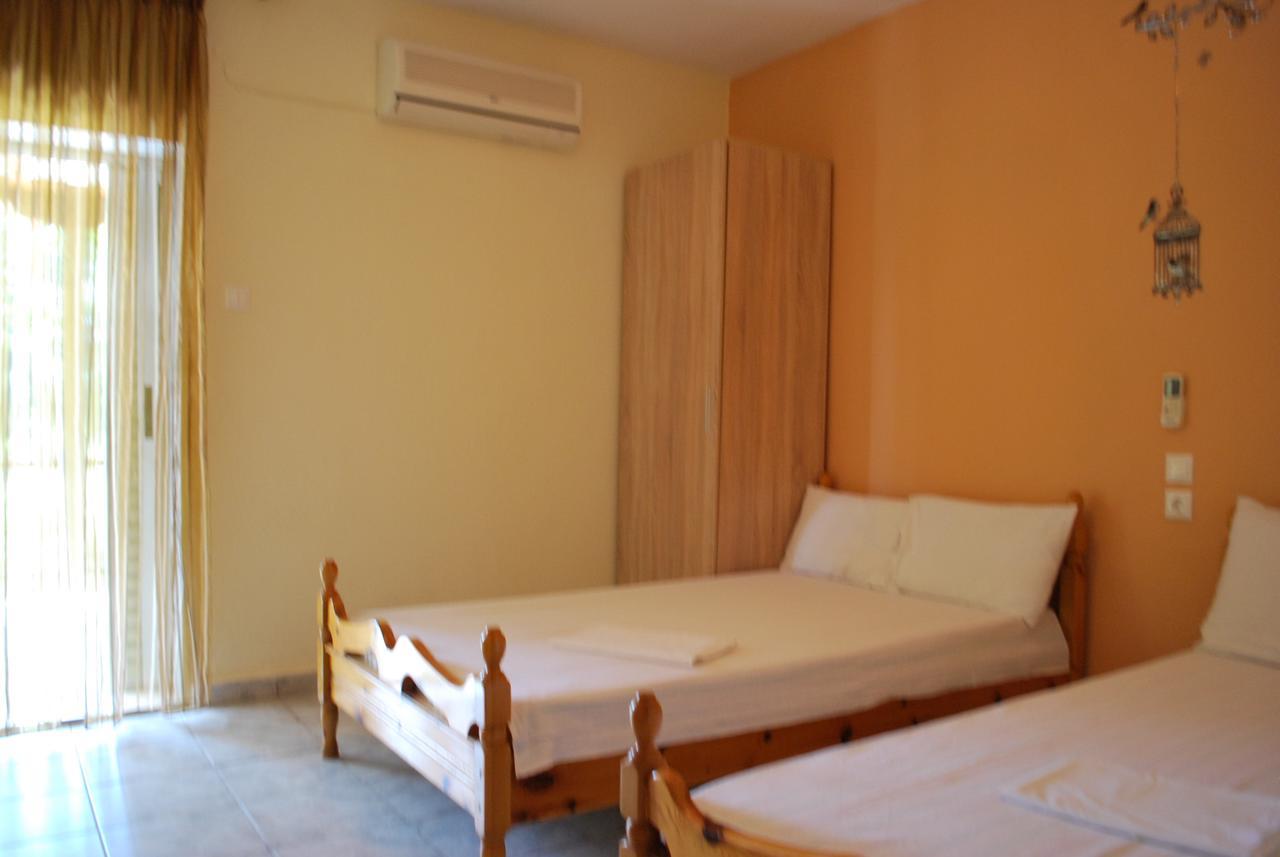 Apartments Stilos Ioannis Paralia Skotinis Exterior photo