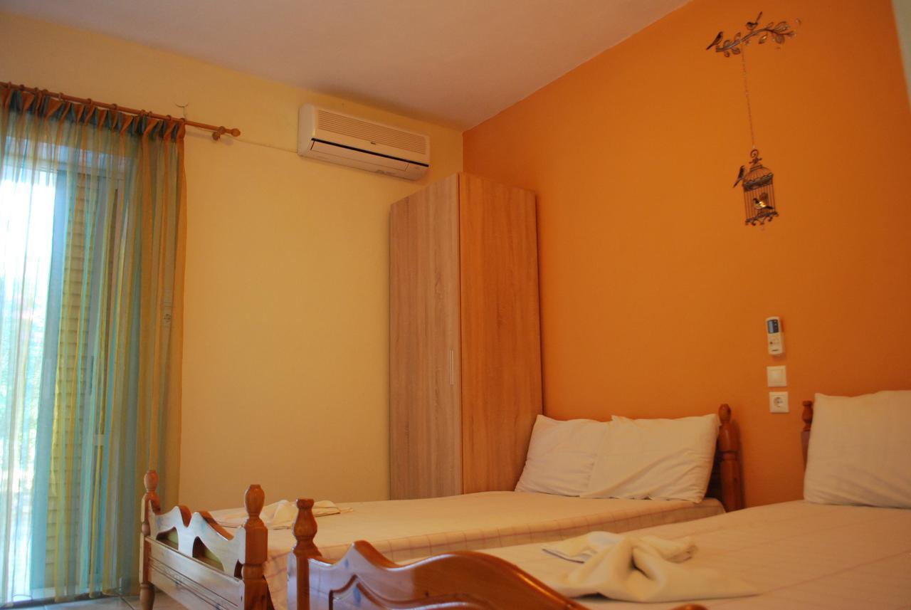 Apartments Stilos Ioannis Paralia Skotinis Exterior photo